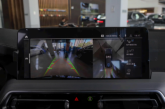 寶馬再次加入“價格戰”,降幅達16萬還是后驅,寶馬iX3能抄底嗎