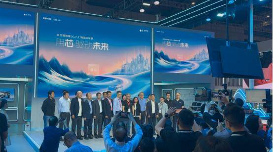 直擊2025上海車展:芯片廠商攜“法寶”競相登場 車載芯片將目光瞄向優化整車成本