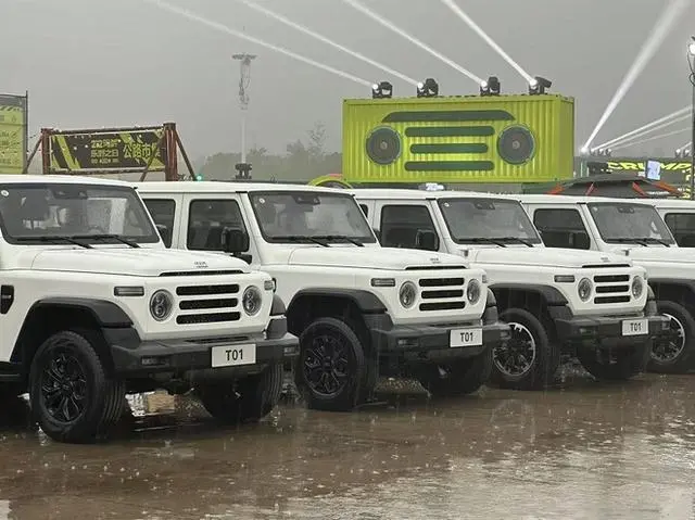 212越野車品牌煥新一年 T01檢閱官升級“鎖”向披靡