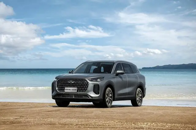 瑞虎8L長虹版 & 瑞虎8 PLUS乘風版榮耀上市,限時12.77萬/10.69萬