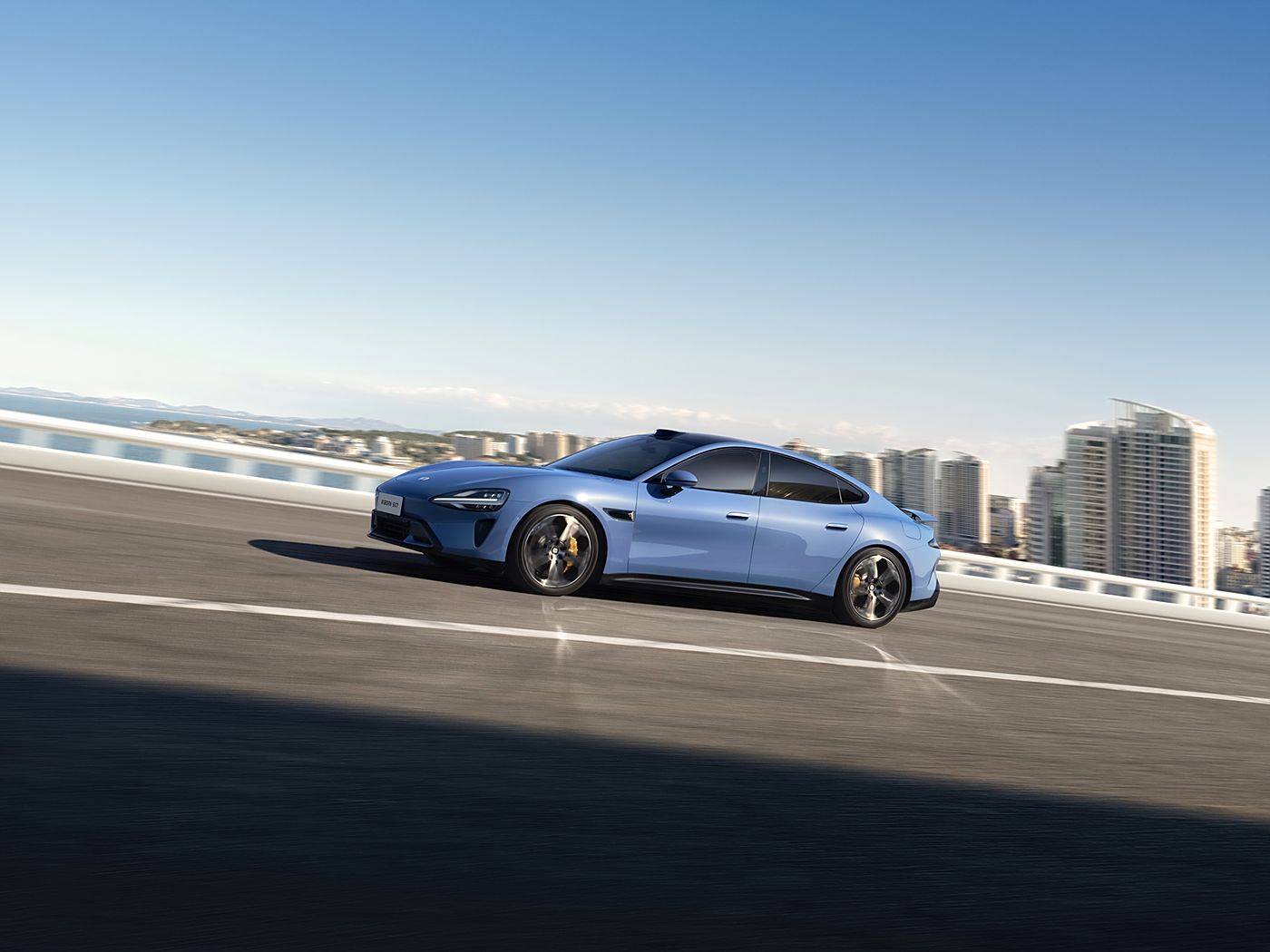 電動車有了四驅(qū),加速猛增!為啥油車有了四驅(qū),反而更慢了?