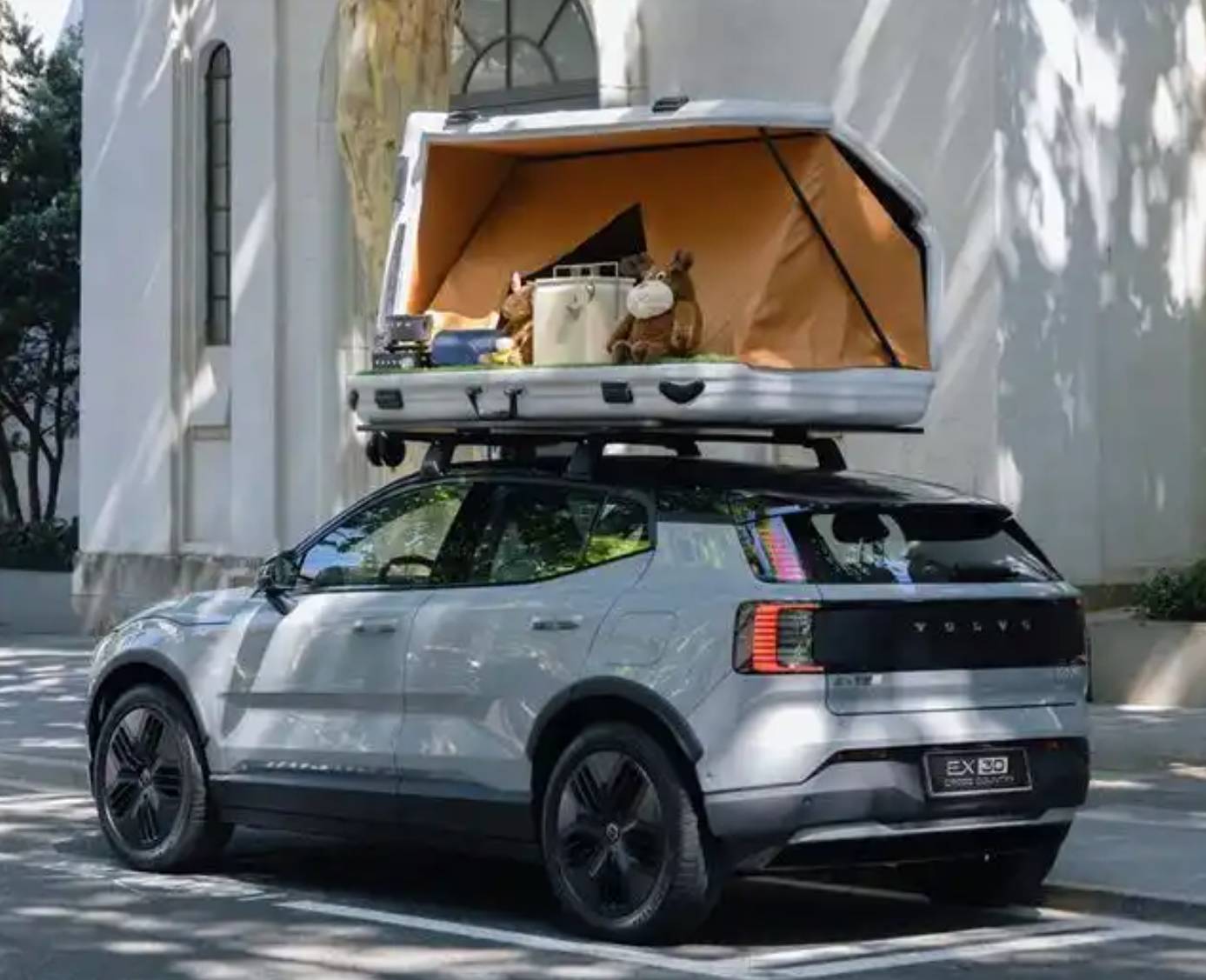 最近買車的有福了 本周四款SUV新車來(lái)襲 2026款北京越野BJ40領(lǐng)銜