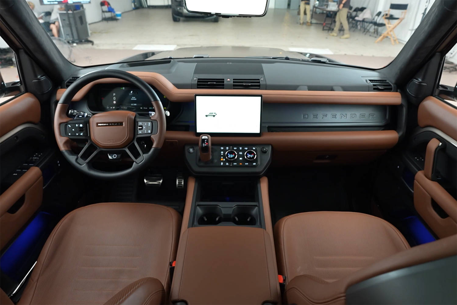 路虎衛士全新旗艦型號發布 從現在起忘掉“G63”吧