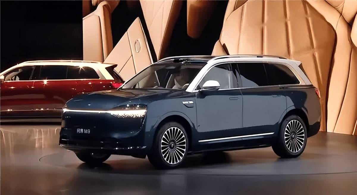 保時捷遭驚天一擊!豪車稅門檻降至90萬,全是問界的鍋?