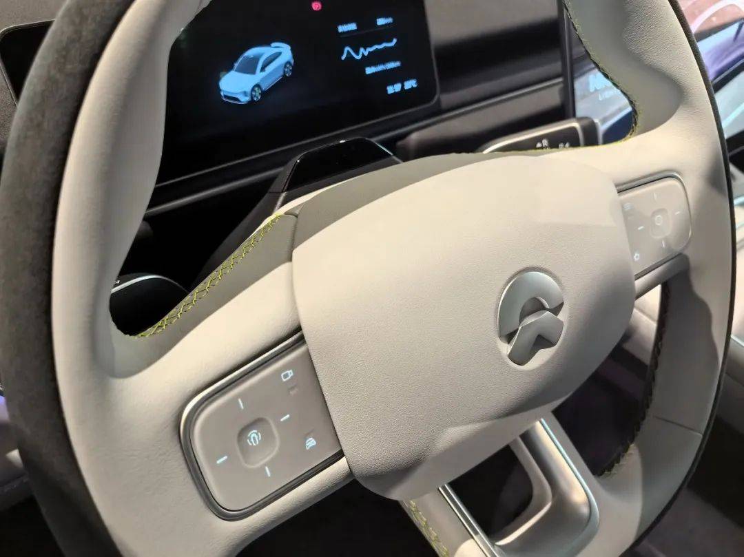 紀念品牌Formula E奪冠十周年蔚來EC6冠軍紀念版格調出街