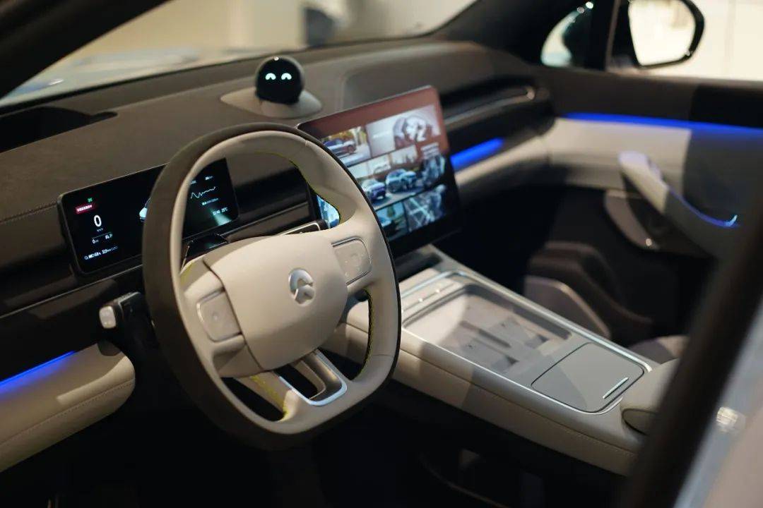 紀念品牌Formula E奪冠十周年蔚來EC6冠軍紀念版格調出街