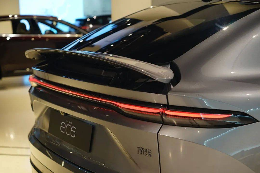 紀念品牌Formula E奪冠十周年蔚來EC6冠軍紀念版格調出街