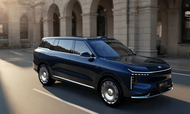 智己放大招,8月1日發布超級增程,全新LS6+L9將搭載