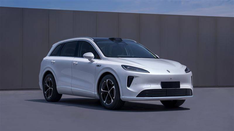 起價不到20萬,搭載華為ADS4,尚界H5提前鎖定爆款