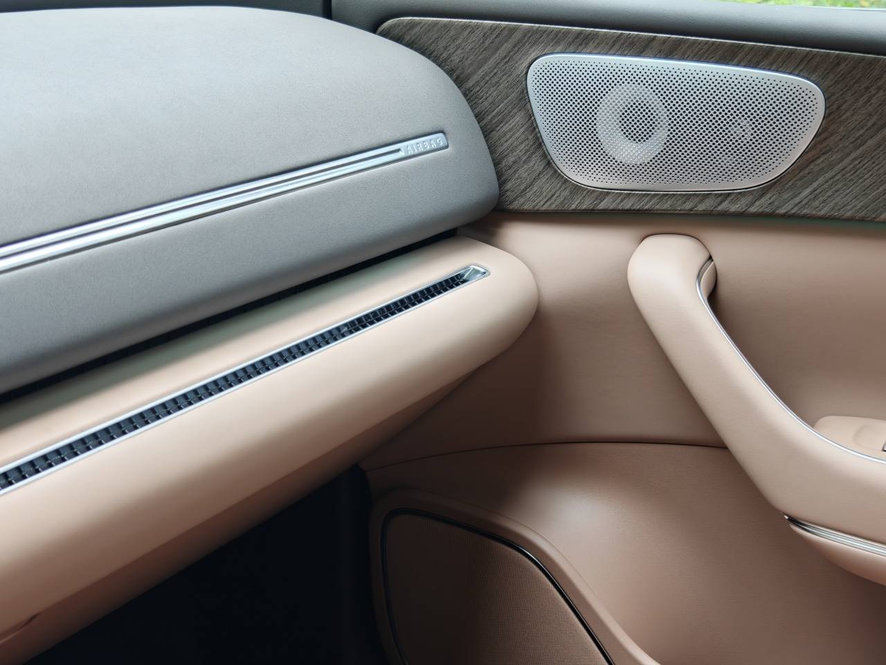 試駕2026款零跑C11:駕駛質(zhì)感提升明顯,15萬(wàn)元大電池增程真香