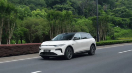 試駕2026款零跑C11:駕駛質(zhì)感提升明顯,15萬(wàn)元大電池增程真香