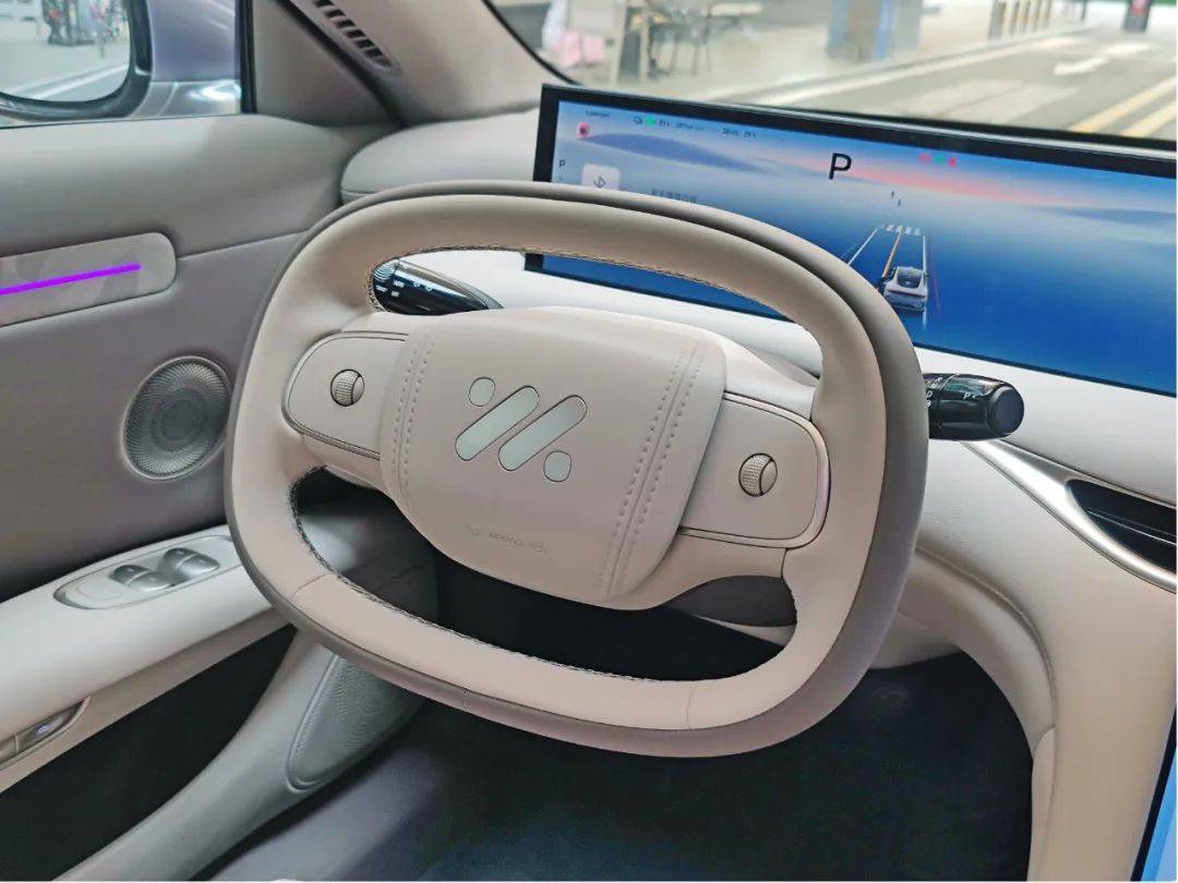 科技載體再升華-試駕智己L6