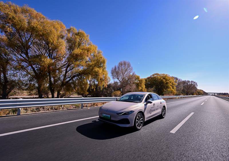 2025年上半年,車市風云詭譎,上汽集團革故鼎新,上半年銷量領先