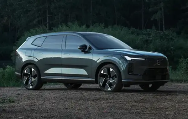 全新中型插混SUV 沃爾沃XC70官圖首發(fā):8月開啟預(yù)售 全新中型插混SUV!沃爾沃XC70官圖首發(fā):8月開啟預(yù)售