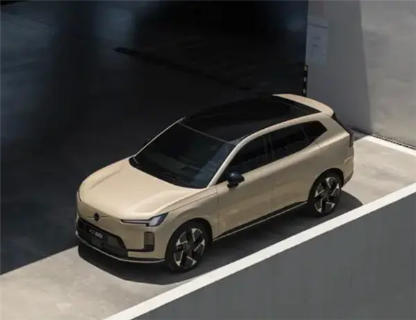 全新中型插混SUV 沃爾沃XC70官圖首發(fā):8月開啟預(yù)售 全新中型插混SUV!沃爾沃XC70官圖首發(fā):8月開啟預(yù)售