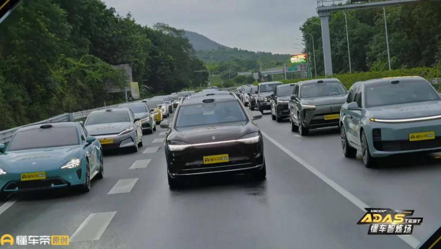 把吹上天的智駕打回原形,懂車帝對車企的這波打臉很及時