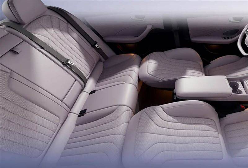 設計躍升重新定義產品,榮威M7 DMH盡顯豪華風范