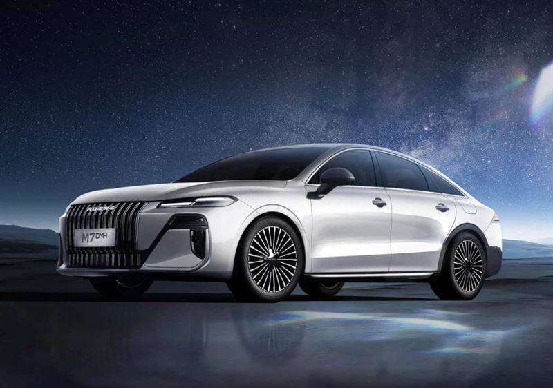 設計躍升重新定義產品,榮威M7 DMH盡顯豪華風范