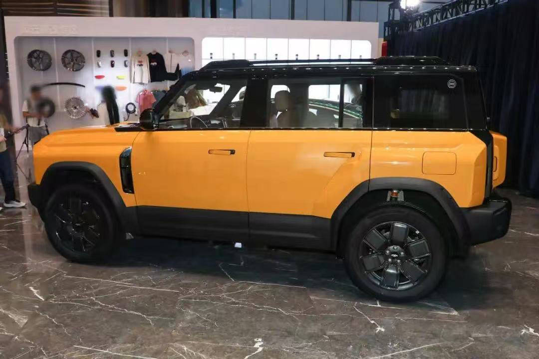 國產(chǎn)\"真衛(wèi)士\"來了?奇瑞風(fēng)云X3L硬派登場,重塑輕越野市場