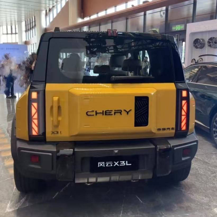國產(chǎn)\"真衛(wèi)士\"來了?奇瑞風(fēng)云X3L硬派登場,重塑輕越野市場