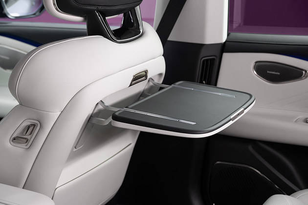 四驅(qū)+激光雷達的領(lǐng)克10 EM-P 安全無死角