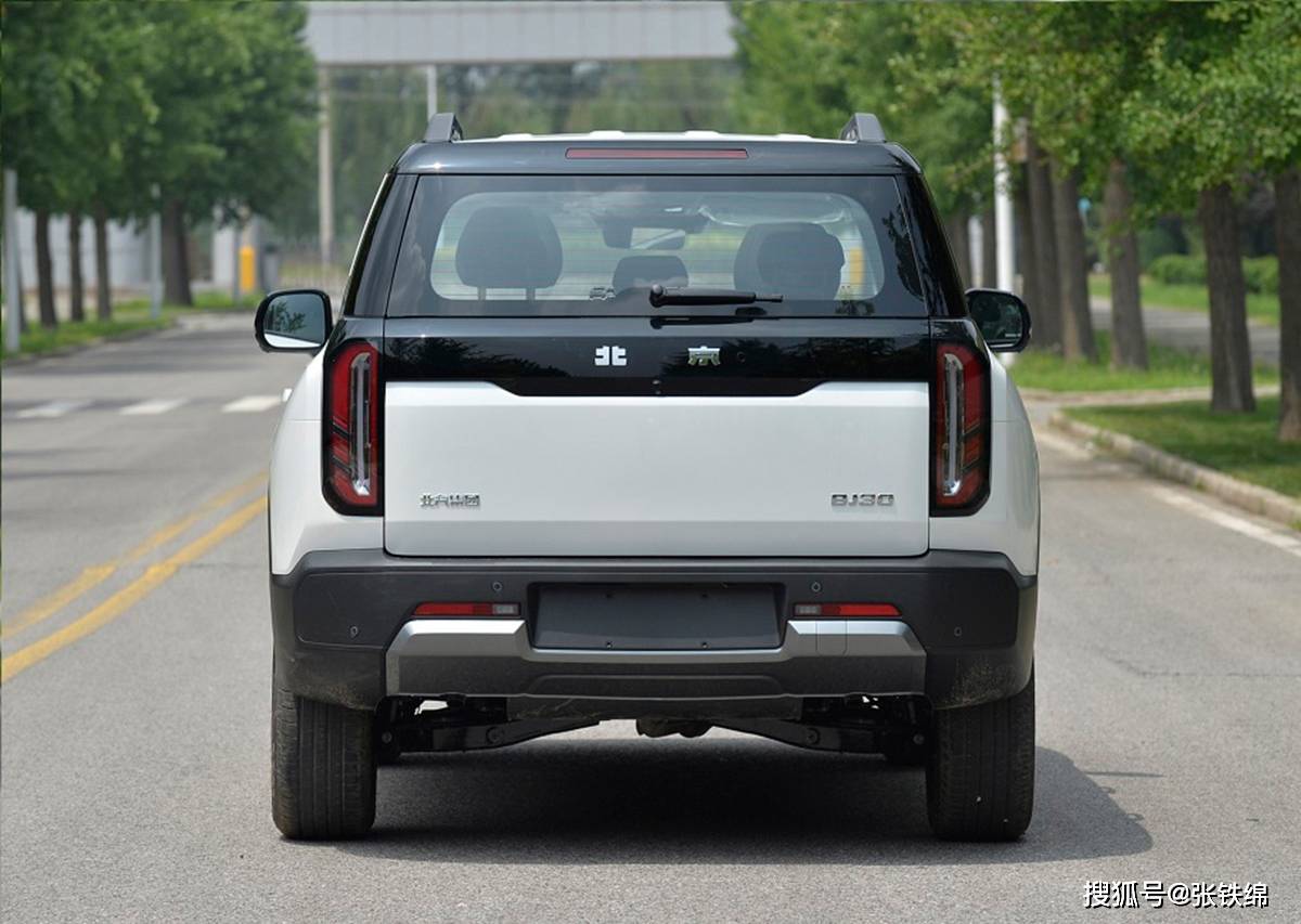 北京越野BJ30 7座版正式申報,車長4730mm,搭載1.5T動力