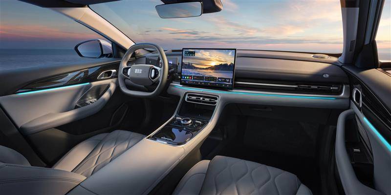 面面俱到的全能中級插混轎車,吉利銀河A7限時8.18萬起