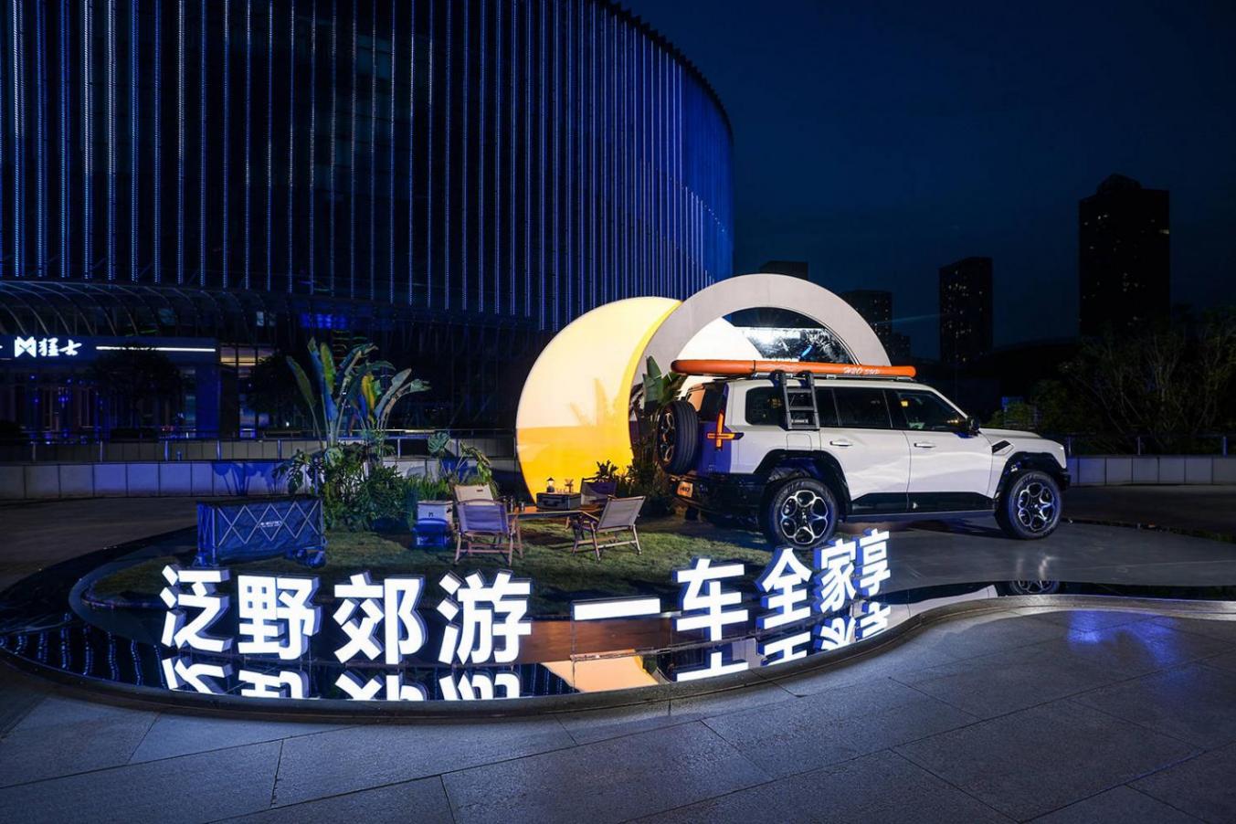 “技”多不壓身 猛士M817:要做智能車里最硬派/越野車里最智能!