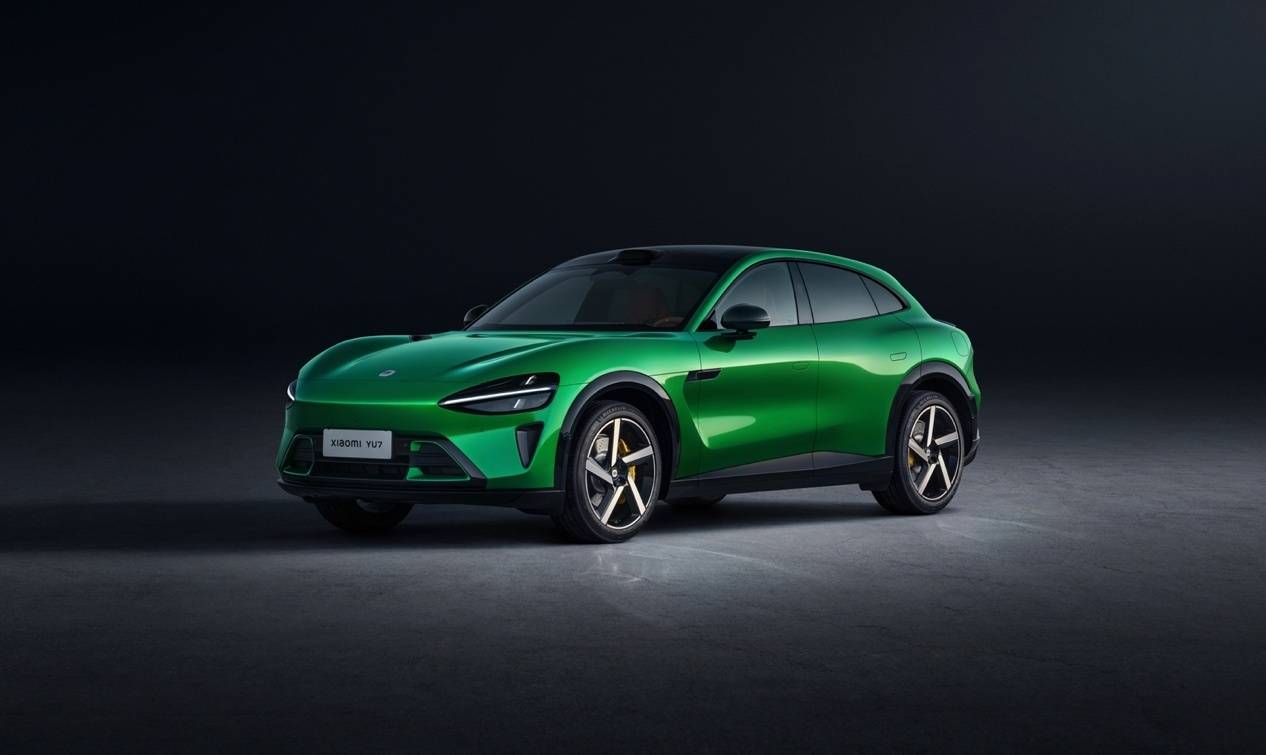 沒流量硬蹭!這位營銷高管“翻車”了